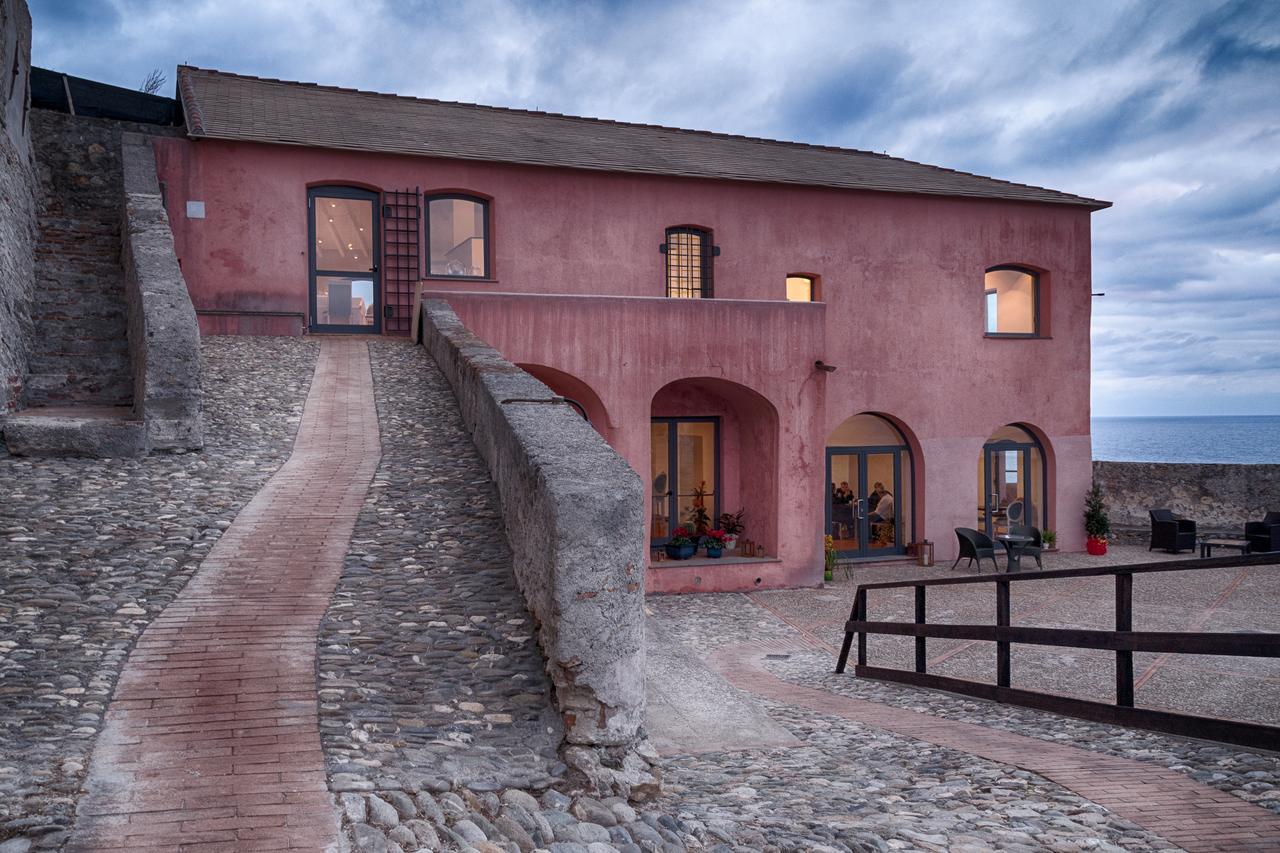 Locanda La Fortezza Finale Ligure Luaran gambar
